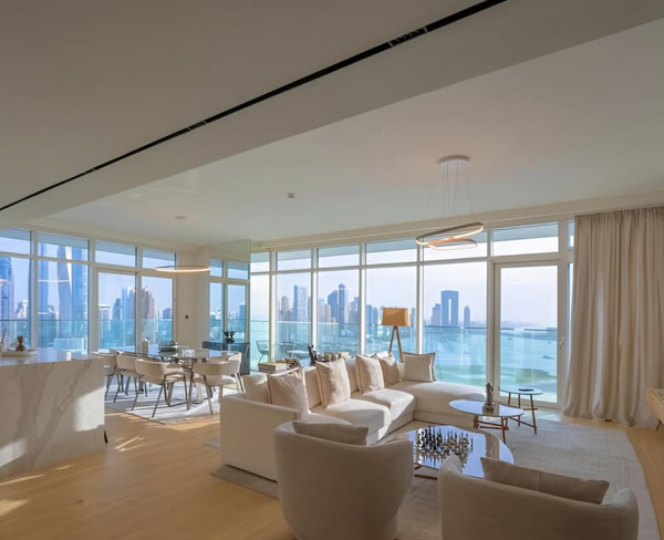 Half-Floor Penthouse | 4 Bedrooms, 5 Bathrooms, 2,707 ft²